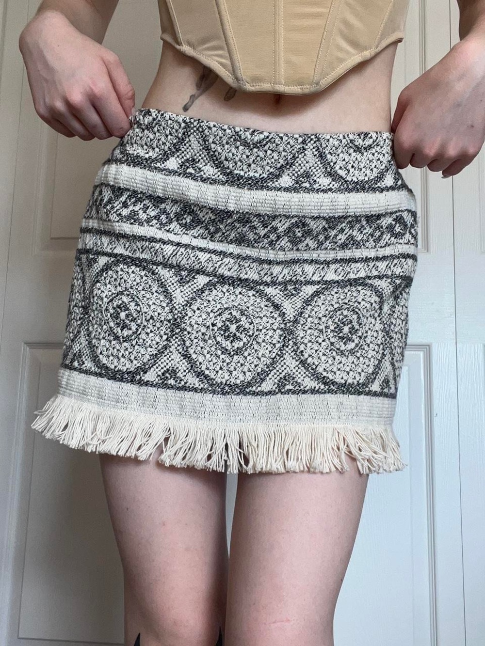 NWT Maje miniskirt  skort tapestry rarely found
